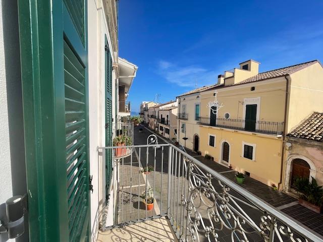 Image No.2-Appartement de 2 chambres à vendre à San Vito Chietino