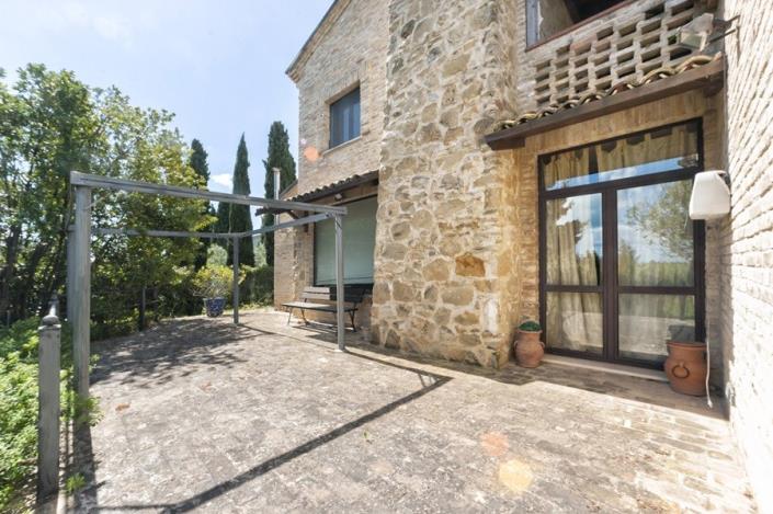 Image No.5-Maison de campagne de 3 chambres à vendre à Ortona