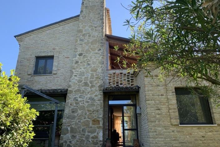 Image No.11-Maison de campagne de 3 chambres à vendre à Ortona