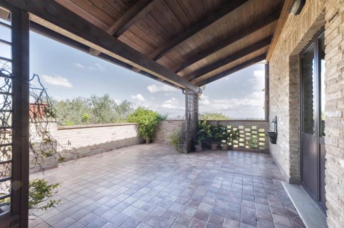 Image No.29-Maison de campagne de 3 chambres à vendre à Ortona