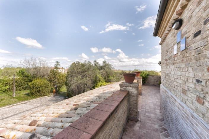 Image No.31-Maison de campagne de 3 chambres à vendre à Ortona