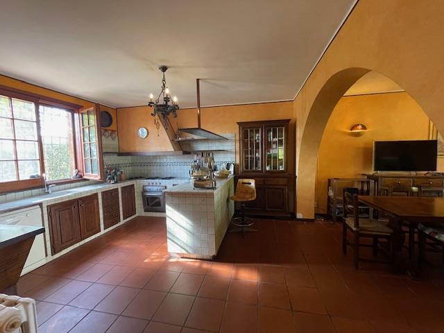 Image No.15-5 Bed Country House for sale