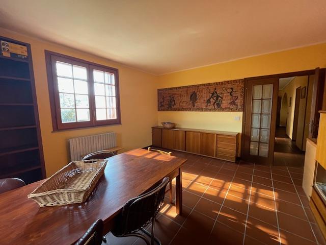 Image No.24-5 Bed Country House for sale