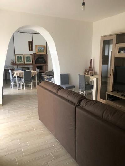 Image No.7-2 Bed Country House for sale