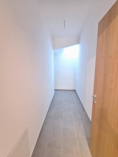 Image No.12-2 Bed Townhouse for sale