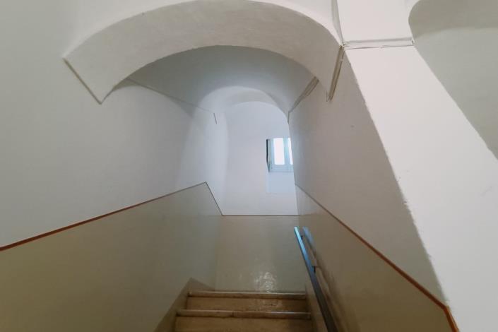 Image No.23-5 Bed Apartment for sale