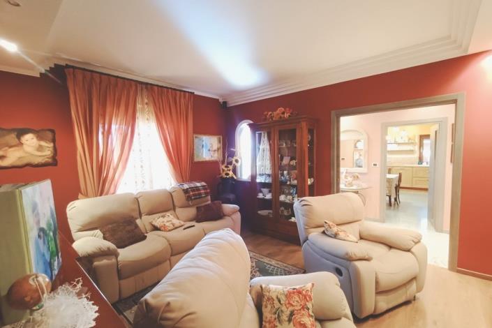 Image No.19-3 Bed Villa / Detached for sale