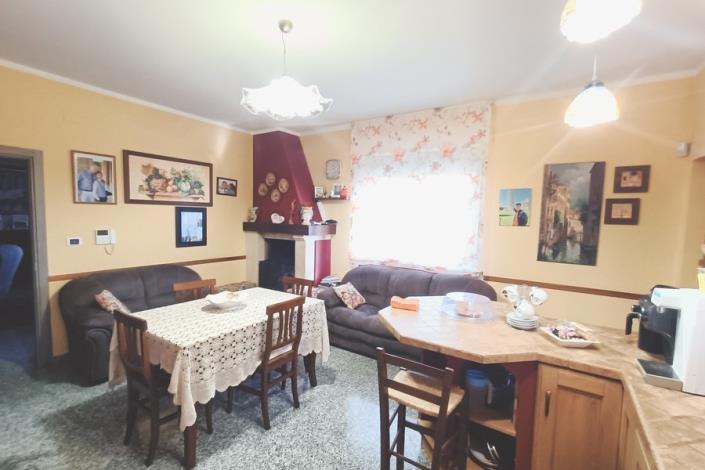 Image No.24-3 Bed Villa / Detached for sale