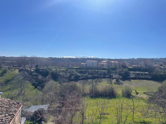 Image No.2-Maison de ville de 4 chambres à vendre à Abruzzes