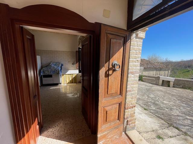 Image No.11-Maison de ville de 4 chambres à vendre à Abruzzes