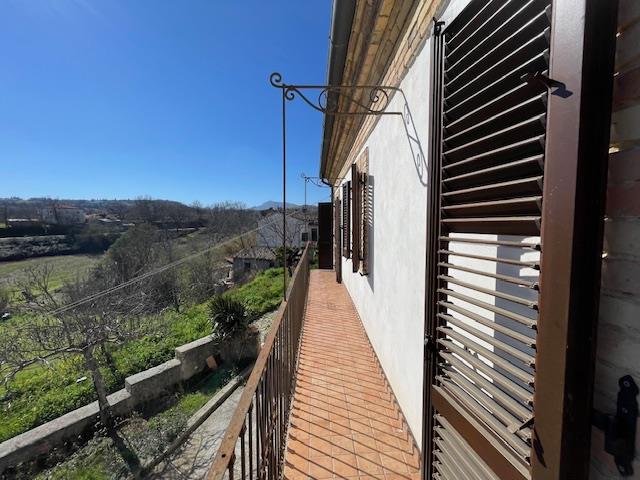 Image No.40-Maison de ville de 4 chambres à vendre à Abruzzes