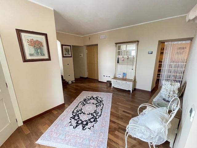 Image No.15-2 Bed Apartment for sale