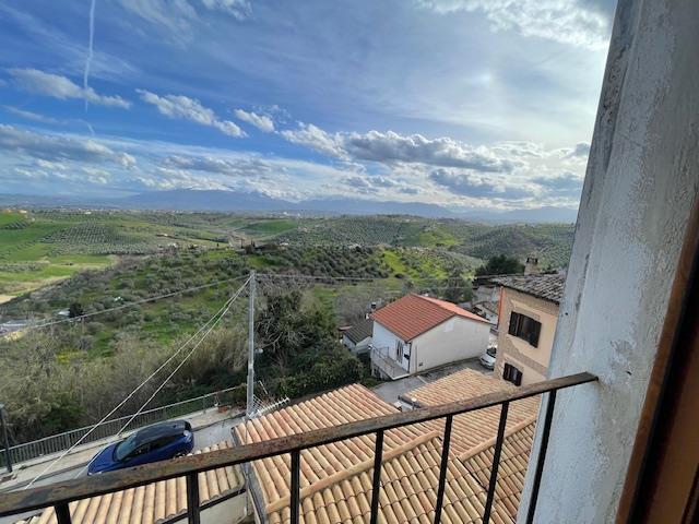 Image No.40-2 Bed Apartment for sale