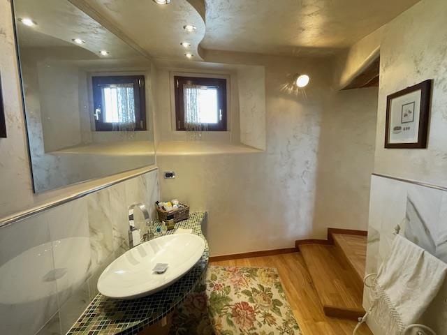 Image No.48-2 Bed Apartment for sale