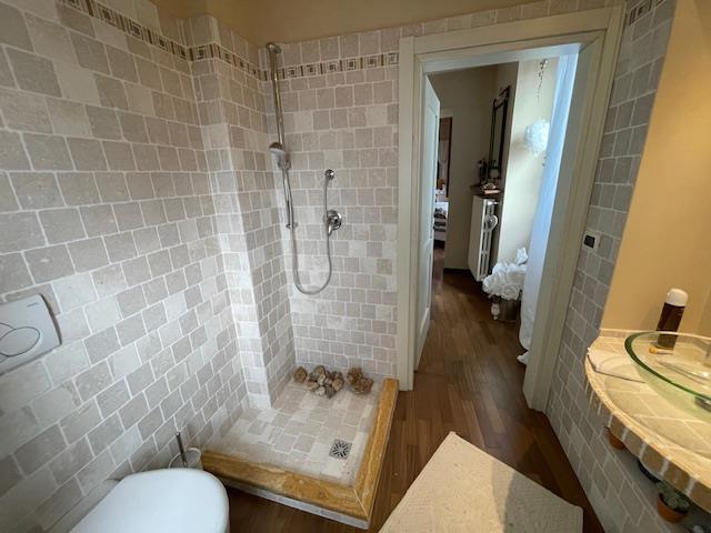 Image No.25-2 Bed Apartment for sale