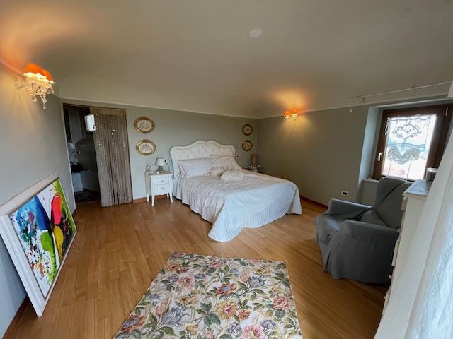 Image No.36-2 Bed Apartment for sale