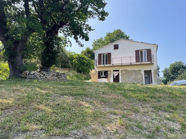 Image No.2-3 Bed Country House for sale