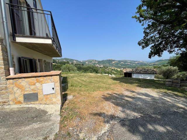 Image No.22-3 Bed Country House for sale