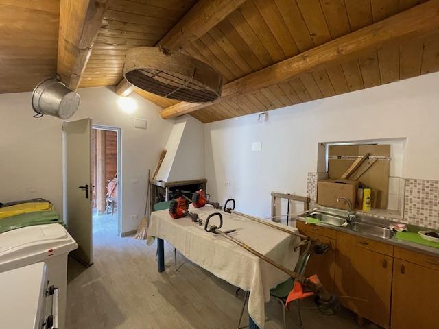 Image No.23-3 Bed Country House for sale