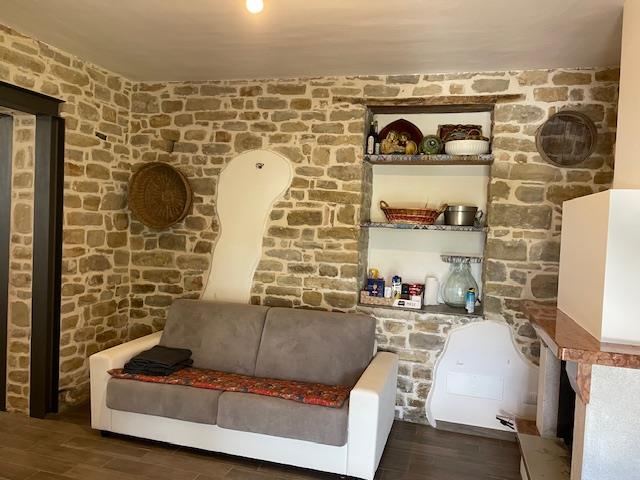 Image No.33-3 Bed Country House for sale