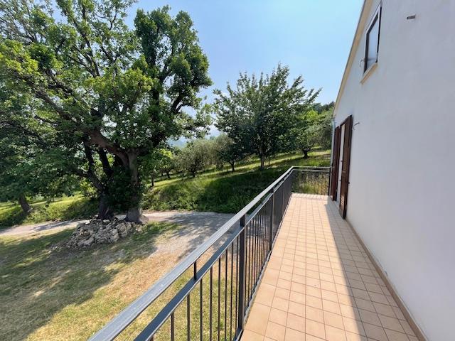 Image No.53-3 Bed Country House for sale