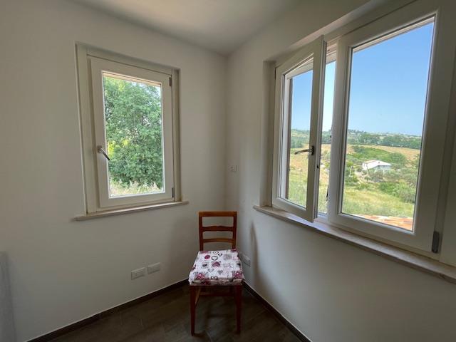 Image No.58-3 Bed Country House for sale