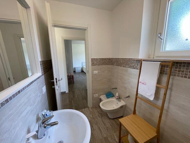 Image No.60-3 Bed Country House for sale