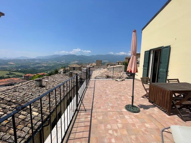 Image No.4-Maison de ville de 4 chambres à vendre à Penne