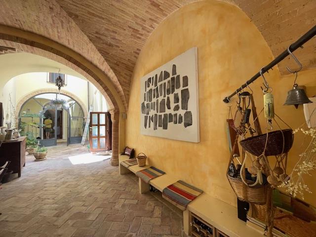 Image No.6-Maison de ville de 4 chambres à vendre à Penne