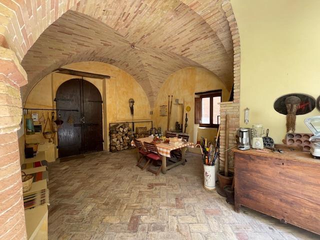 Image No.8-Maison de ville de 4 chambres à vendre à Penne