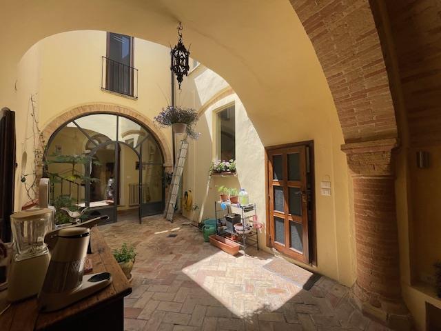 Image No.9-Maison de ville de 4 chambres à vendre à Penne