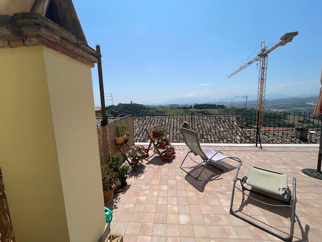 Image No.55-Maison de ville de 4 chambres à vendre à Penne