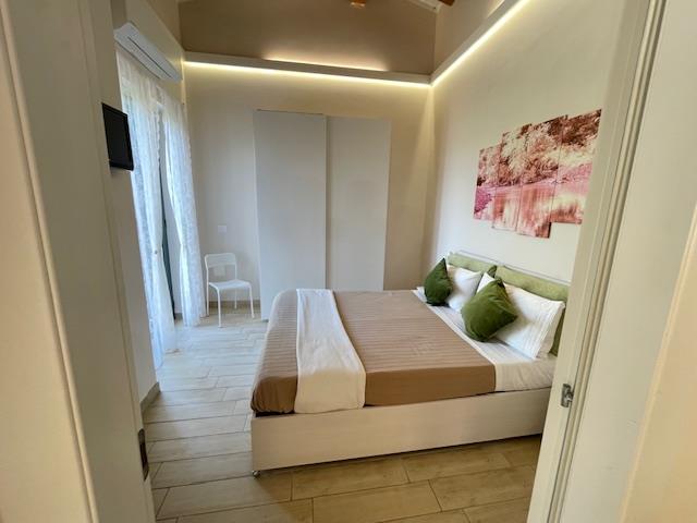 Image No.46-8 Bed Country House for sale