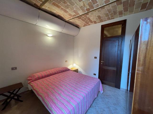 Image No.24-2 Bed Apartment for sale