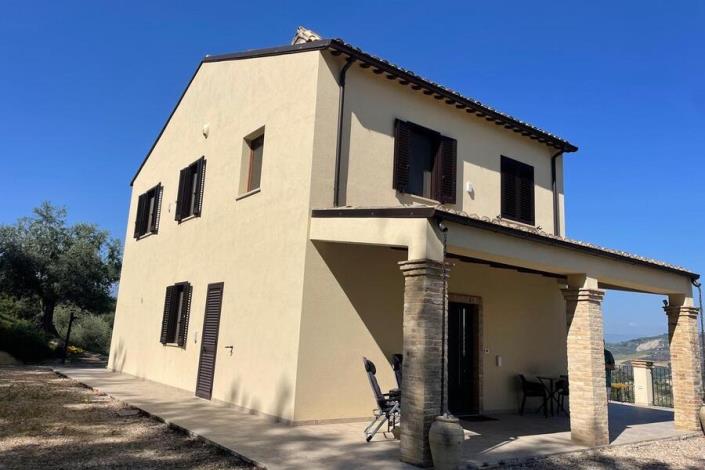 Image No.3-Maison de campagne de 2 chambres à vendre à Citta Sant'Angelo