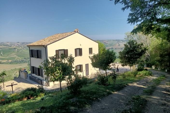 Image No.5-Maison de campagne de 2 chambres à vendre à Citta Sant'Angelo