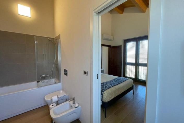 Image No.38-Maison de campagne de 2 chambres à vendre à Citta Sant'Angelo