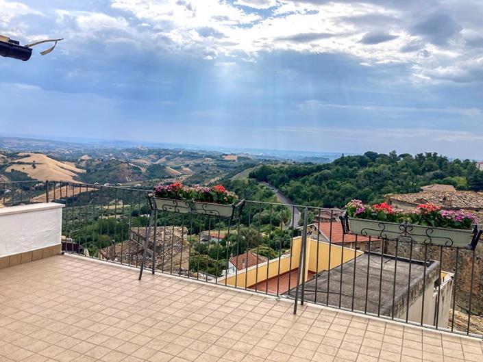 Image No.6-4 Bed Apartment for sale