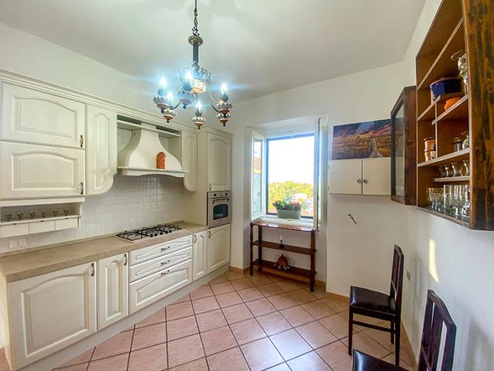 Image No.9-4 Bed Apartment for sale