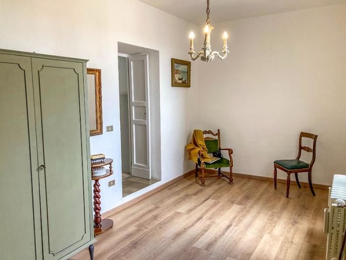 Image No.23-4 Bed Apartment for sale