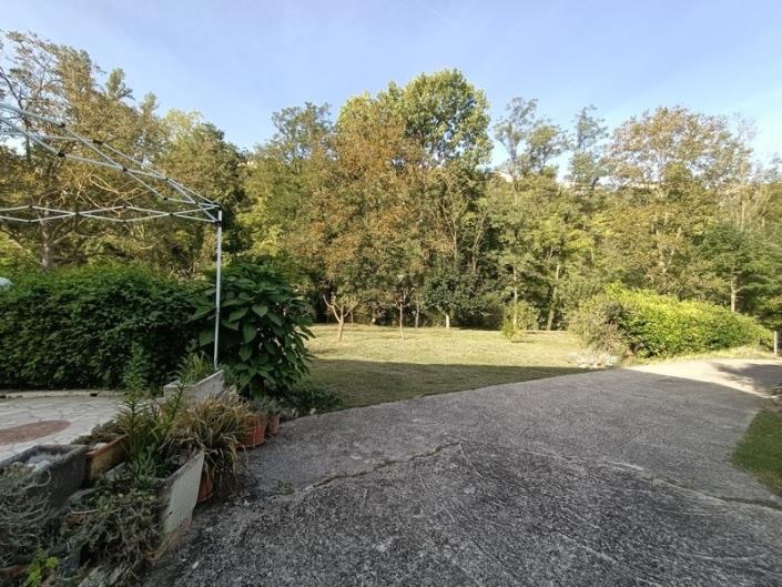 Image No.29-Maison de campagne de 2 chambres à vendre à Manoppello