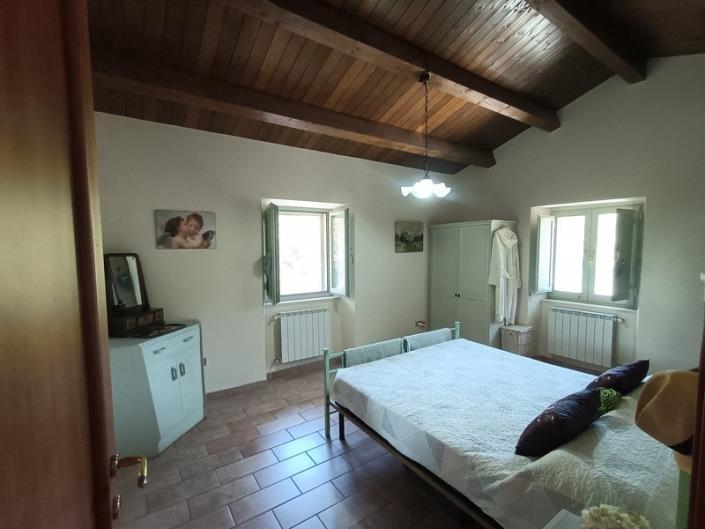 Image No.33-Maison de campagne de 2 chambres à vendre à Manoppello