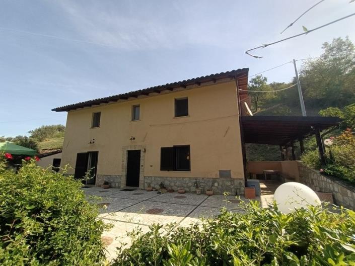 Image No.39-Maison de campagne de 2 chambres à vendre à Manoppello