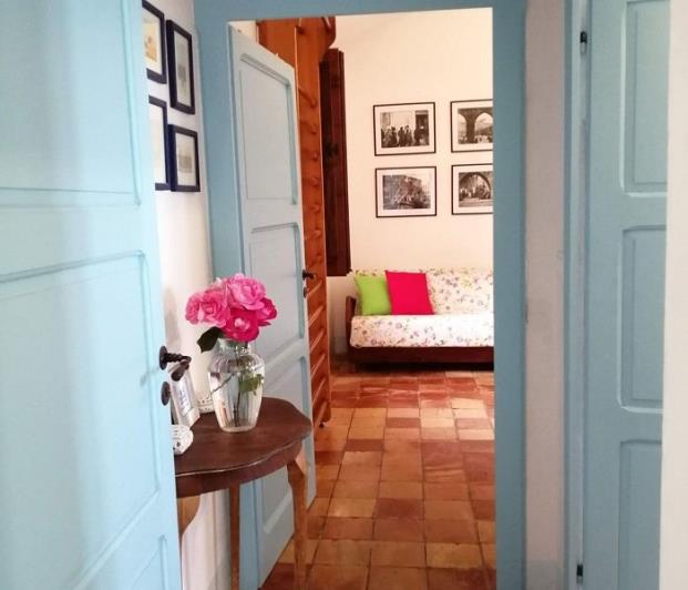 Image No.25-Maison de campagne de 2 chambres à vendre à Loreto Aprutino