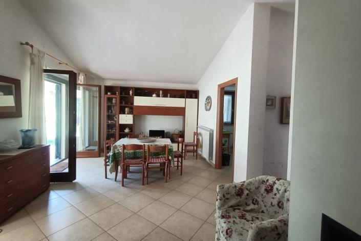 Image No.4-1 Bed Country House for sale