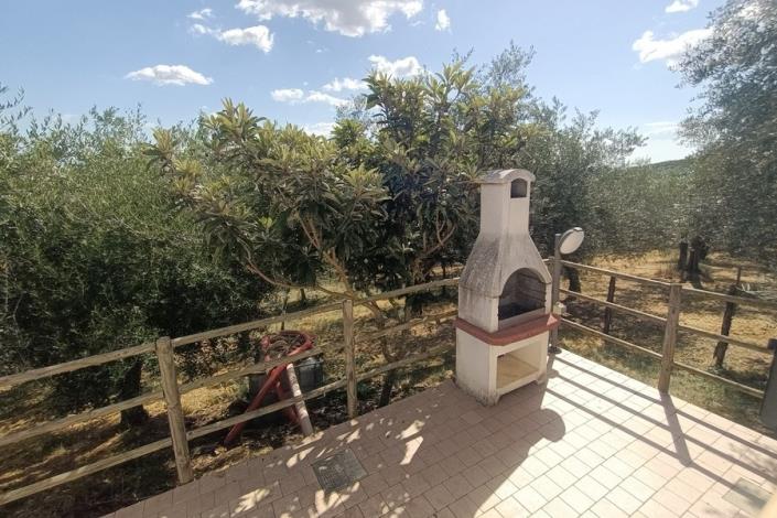 Image No.3-1 Bed Country House for sale