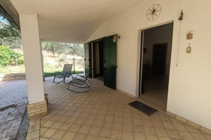 Image No.6-1 Bed Country House for sale