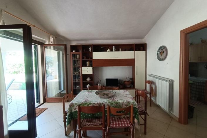 Image No.9-1 Bed Country House for sale