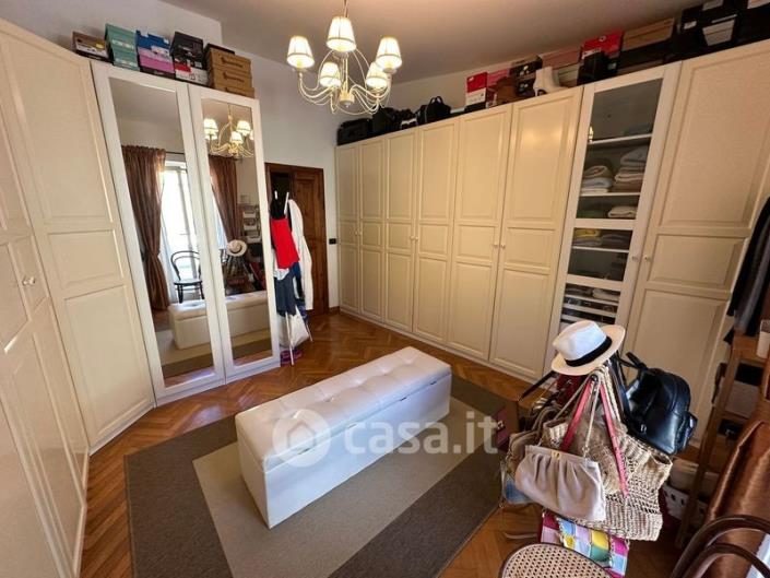 Image No.12-4 Bed Country House for sale