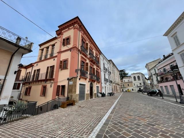 Image No.2-8 Bed Village House for sale